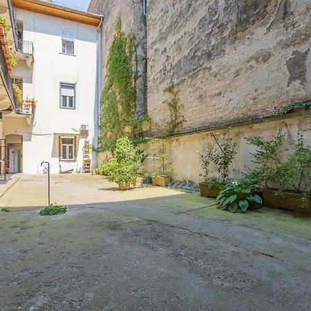 Cute Next To The Gozsdu Courtyard * Budapest